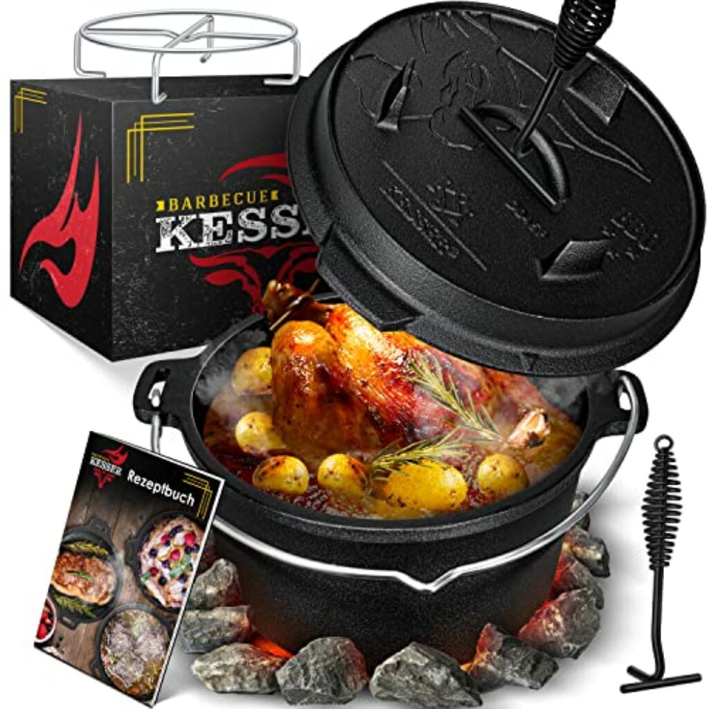 KESSER® Dutch Oven Set BBQ 12 Liter, Feuertopf Schmortopf mit Edelstahluntersetzer, Gusseisen Topf mit Deckelheber Henkel und Schlitz für Themormeter, kochkessel Grilltopf für Oudoor & Indoor