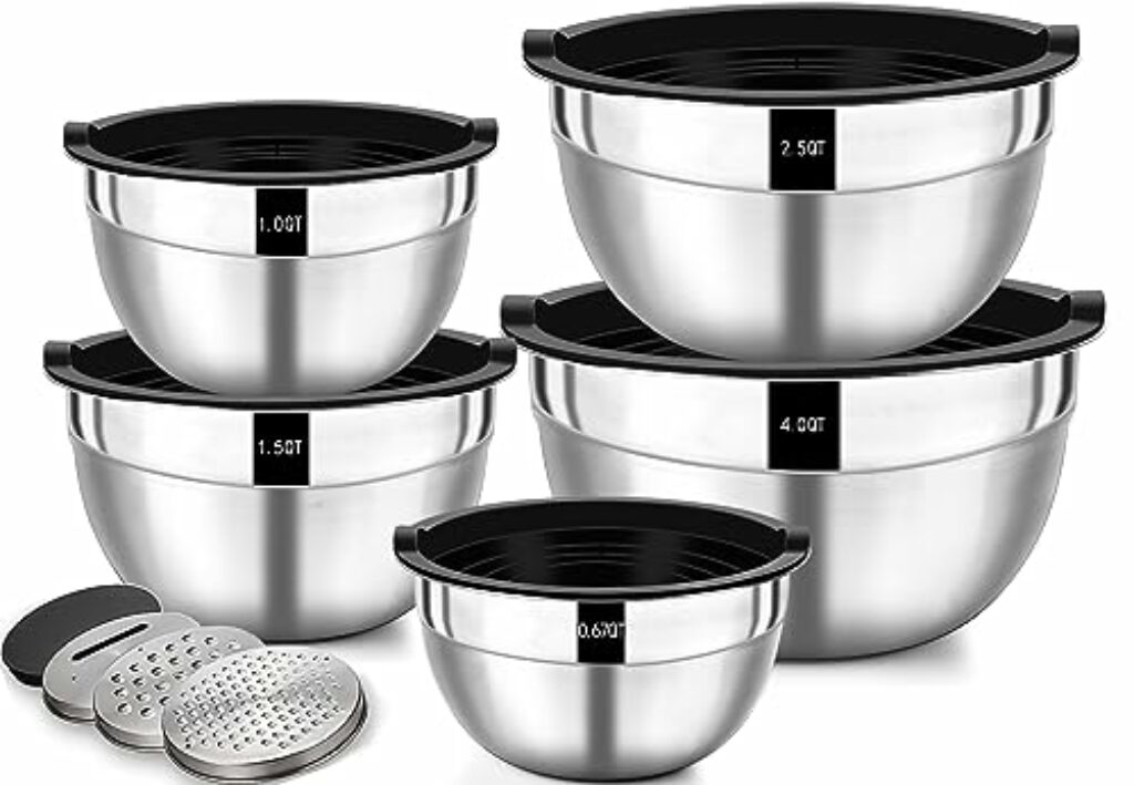 Wildone Salatschüssel 5er Set, Edelstahl Schüssel mit luftdicht Deckel, Größe 4.5l, 2.7l, 1.6l, 1.1l, 0.7l, Rührschüssel Schüsselset für die Küche, Rutschfest & Stapelbar