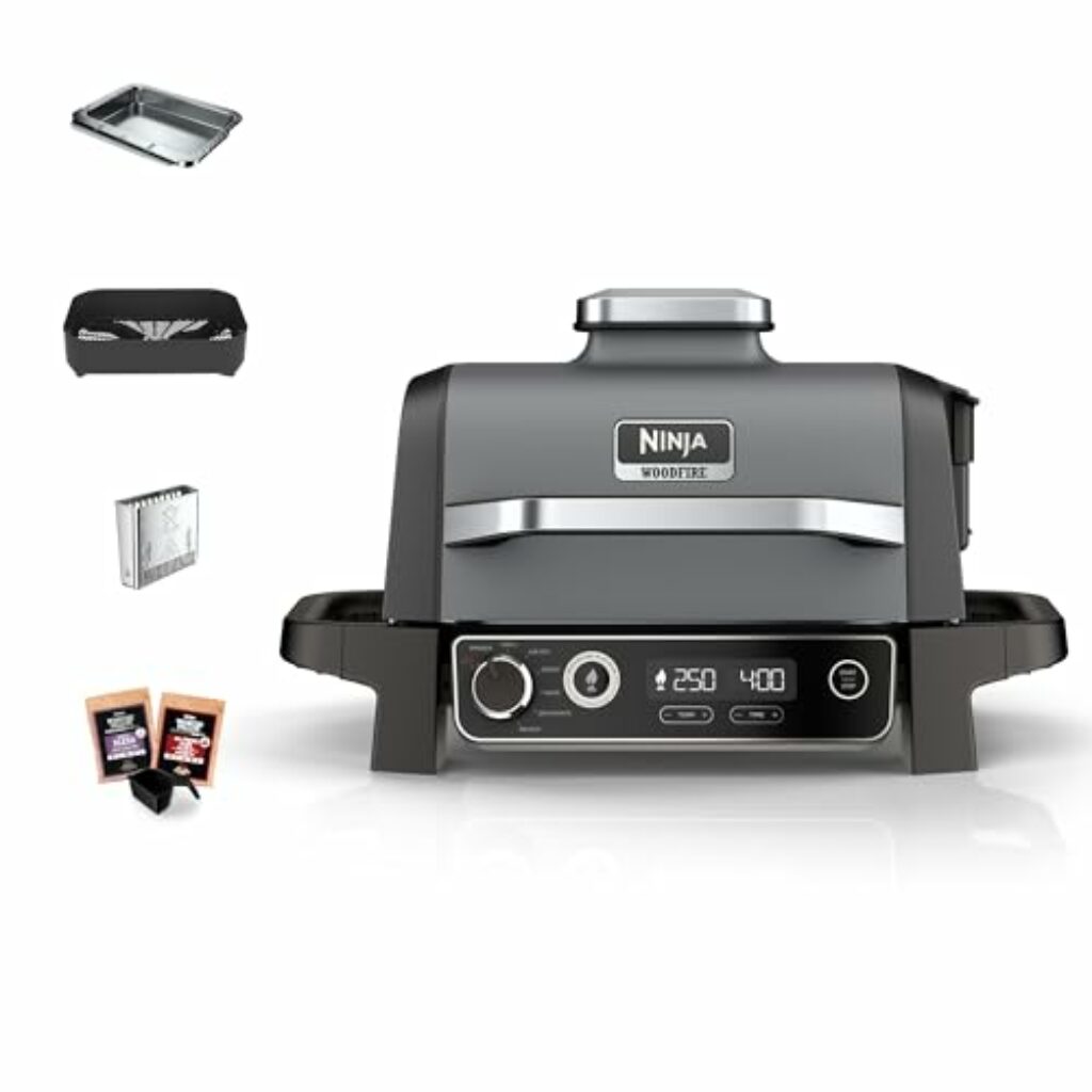 Ninja Woodfire Elektrogrill, Camping-Grill mit Smoker-& Heißluftfritteuse, 7-in-1-Outdoor Grill, räuchern, braten, backen, wetterfest, antihaftbeschichtet, tragbar, Grau/Schwarz OG701EU