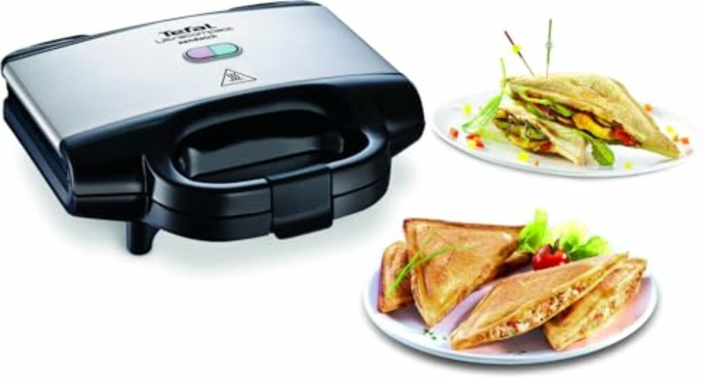 Tefal Ultracompact Sandwichmaker SM1552 | für dreieckige Sandwichtoasts | antihaftbeschichtete Platten | leichte Reinigung | kein Anbrennen | 700W | Sandwich-Grill | 26.5 x 12 x 26 cm