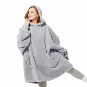 BEDSURE Hoodie Decke mit Ärmeln Kuschelpullover - Tragbare Decke zum Anziehen Erwachsene Grau, Warm Kuscheldecke mit Ärmeln 95x85 cm weich Ärmeldecke als Geschenke für Frauen Freundin Mütter