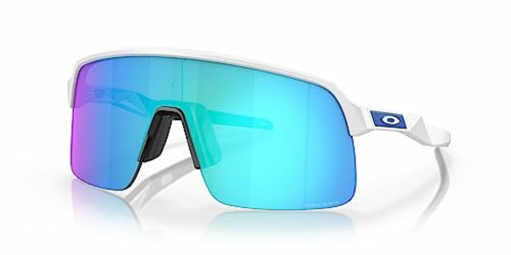 Oakley Herren Oo9463 Sutro Lite Sonnenbrille, Mattweiß/Prizm Sapphire, Standard